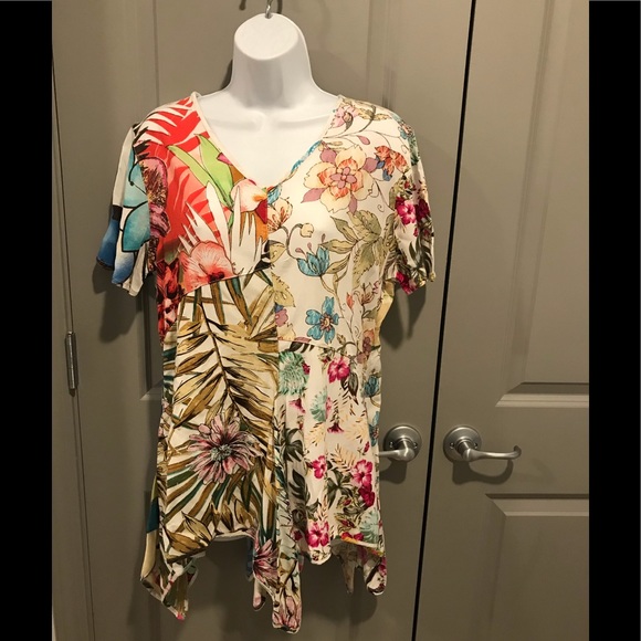 NWT.  S/M Sacred Threads Blouse.  218135. CL/GR - Picture 2 of 6